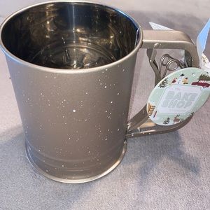 NWT Masterclass Flour Sifter